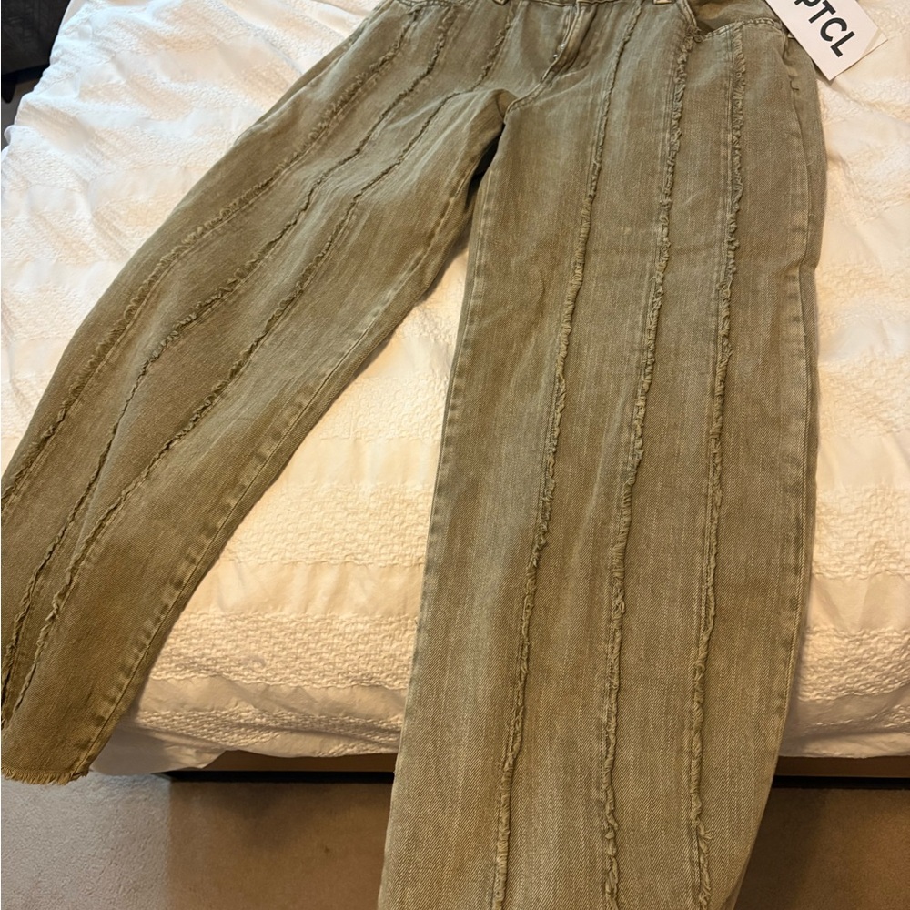 Stylish Olive Green Textured Pants